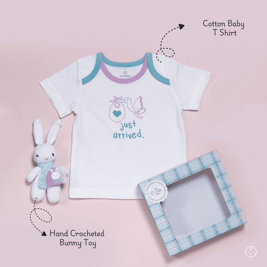 Just Arrived (Pip) – 2 piece Unisex Newborn Gift Hamper