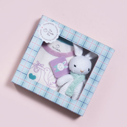 Just Arrived – 2 piece Unisex Newborn Gift Hamper