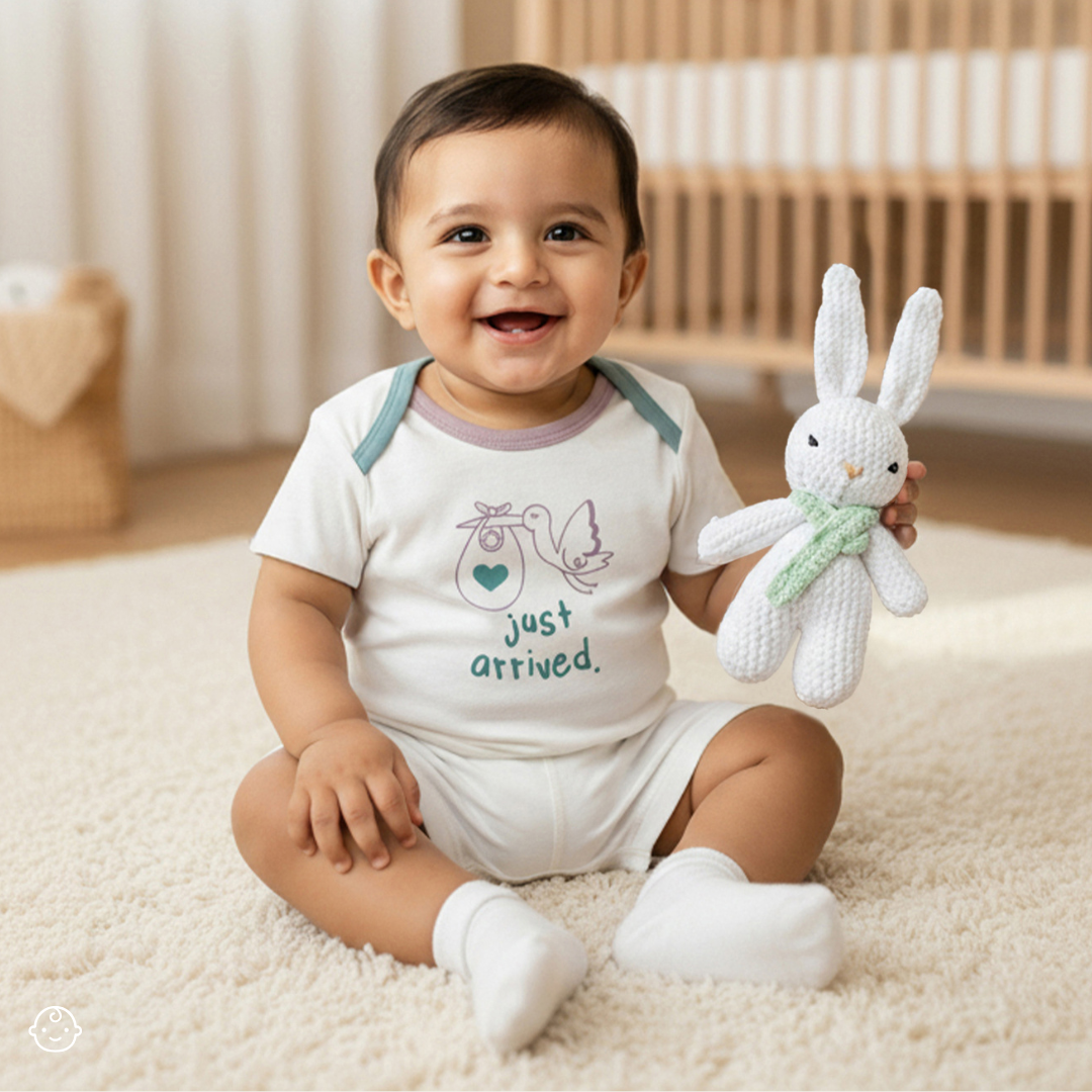 Just Arrived – 2 piece Unisex Newborn Gift Hamper